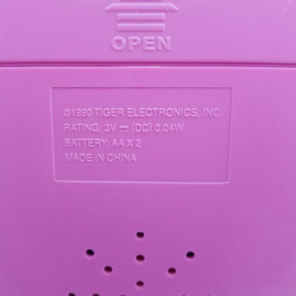 Vintage Disney Beauty and The Beast 1990 Tiger Electronics Handheld Video Game - Picture 9 of 15